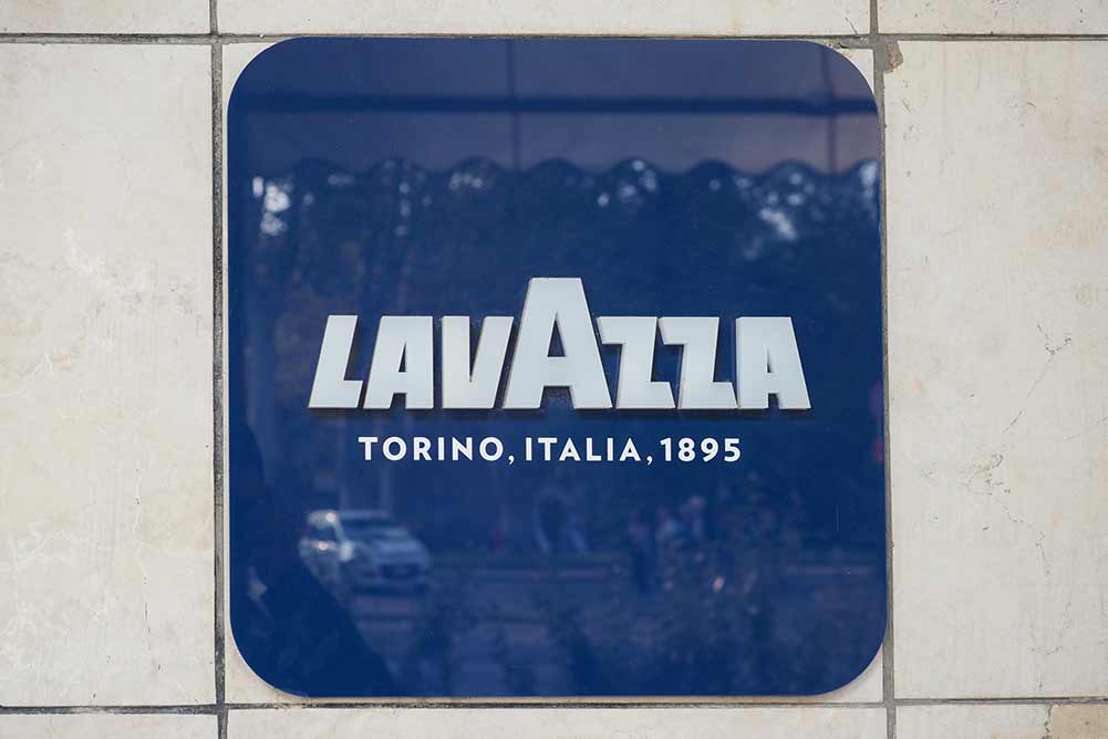 Turin, italien - ca. oktober 2019: lavazza-schild